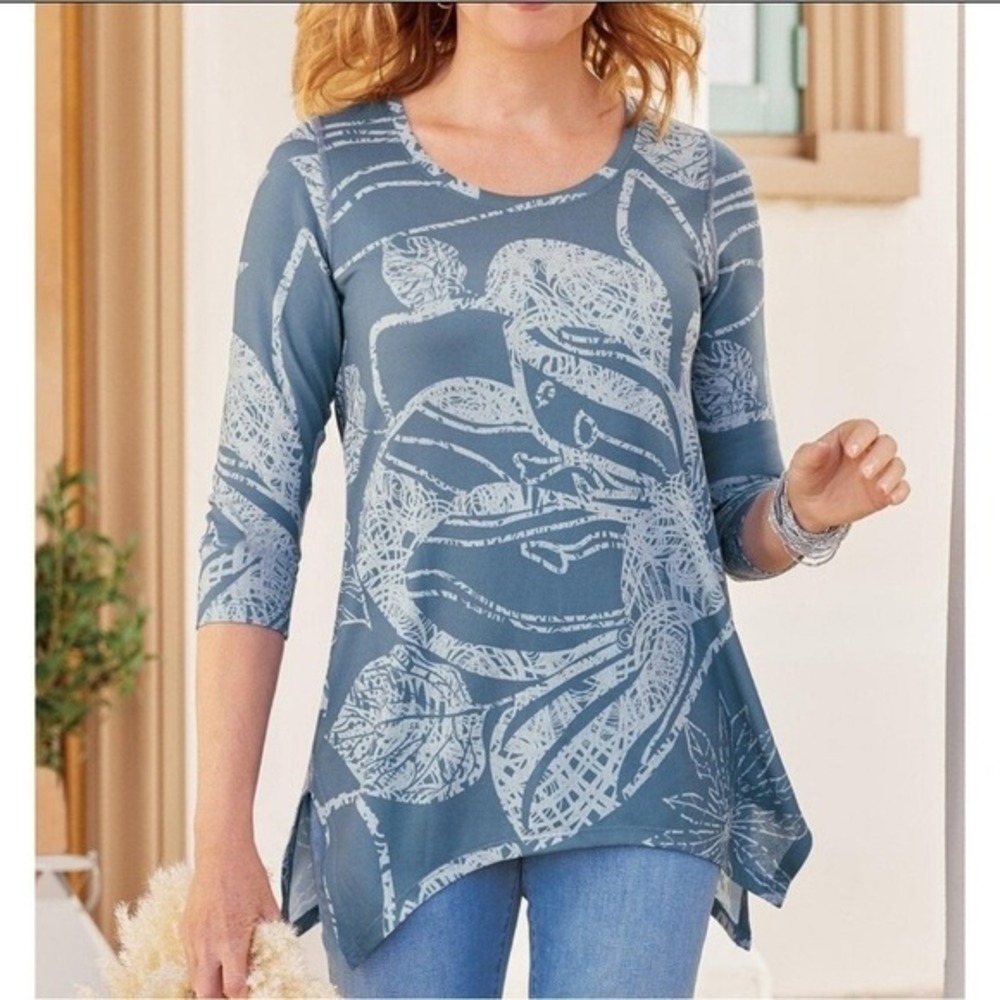 Soft Surroundings Womens Valerie Sharkbite Hem 3/4 Sleeve Tunic Top Blue Fleur L